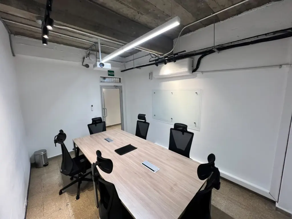 The Hub Lab - Apollo Meeting Room